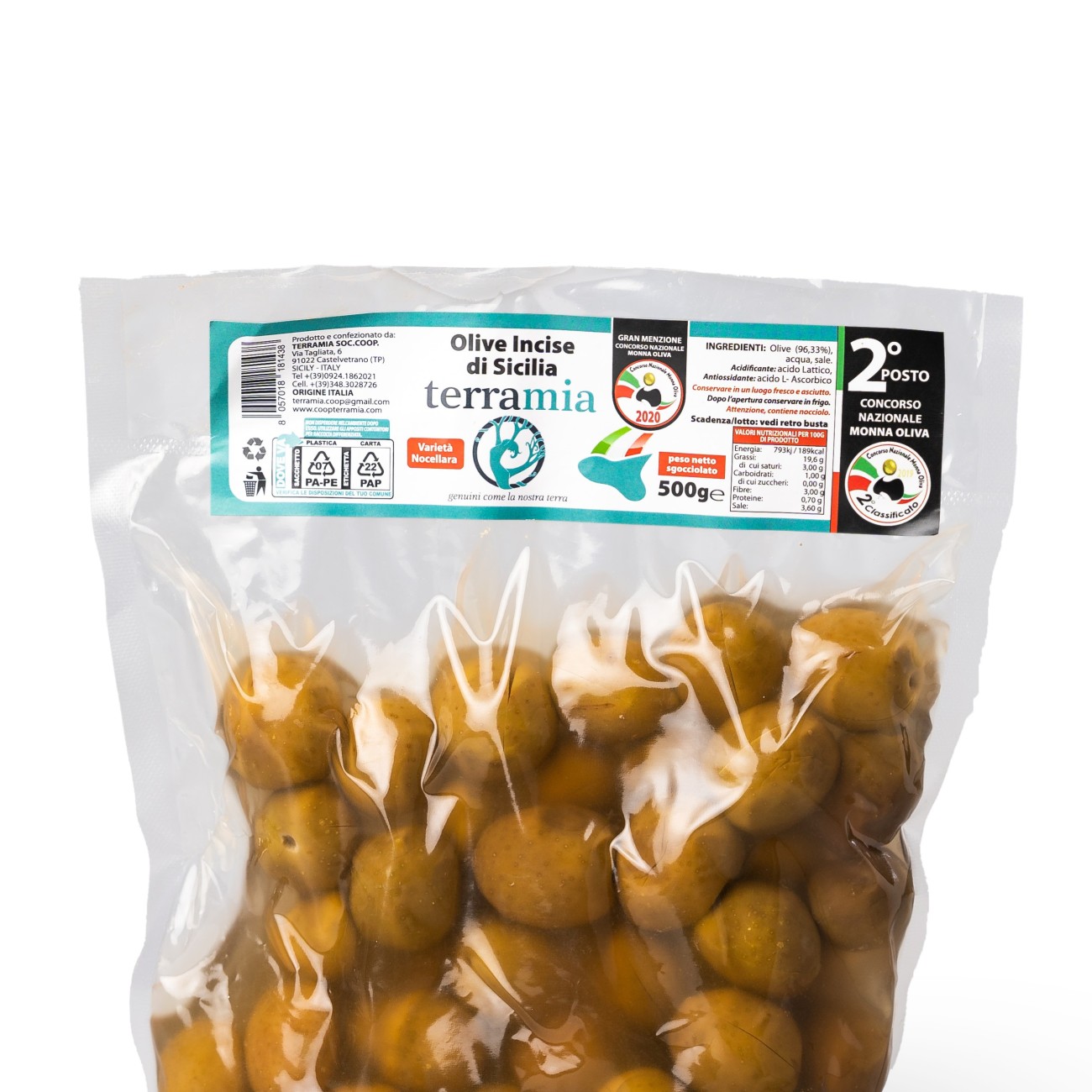 Olive verdi calibro Colossal incise varietà Nocellara del Belìce in salamoia lavorazione acqua e sale